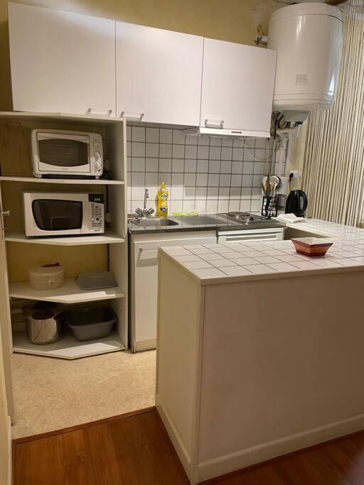 Studio N•2 Avec Patio En Plein Coeur De La Ville Bagnères-de-Bigorre Eksteriør bilde