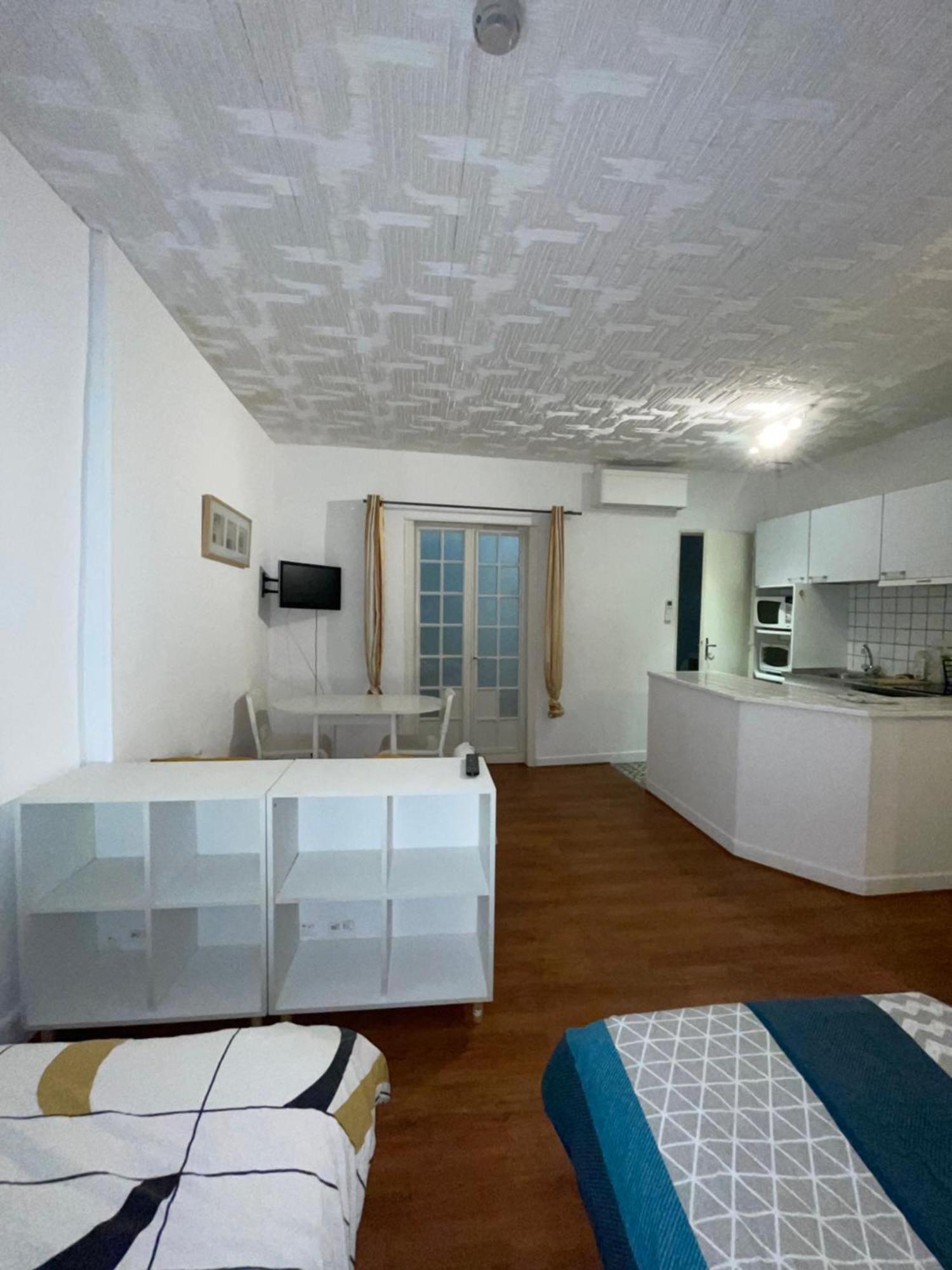 Studio N•2 Avec Patio En Plein Coeur De La Ville Bagnères-de-Bigorre Eksteriør bilde